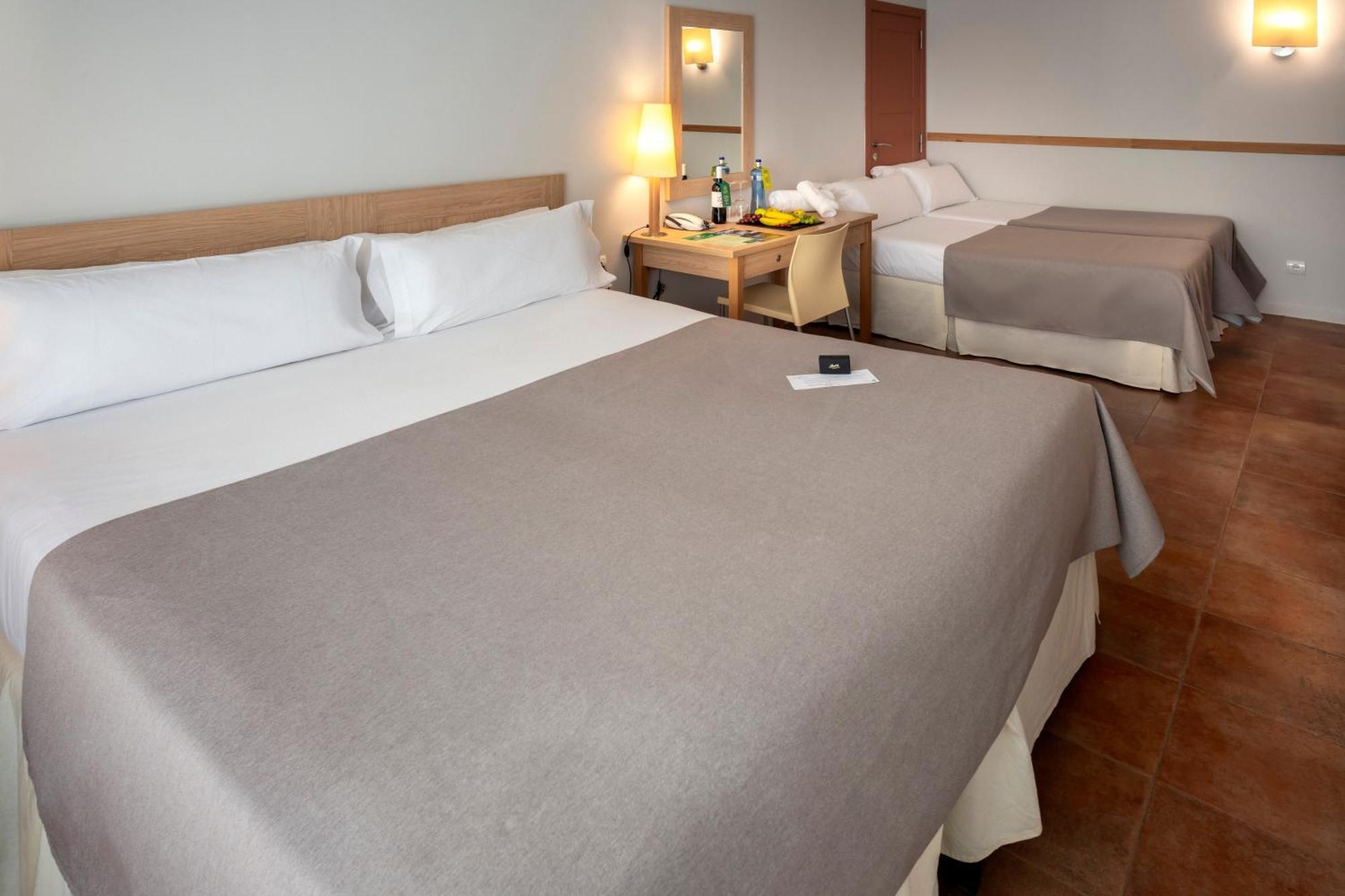 Hotel & Resort Vilar Rural D'Arnes By Serhs Hotels Sant Carlos de la Ràpita Cameră foto